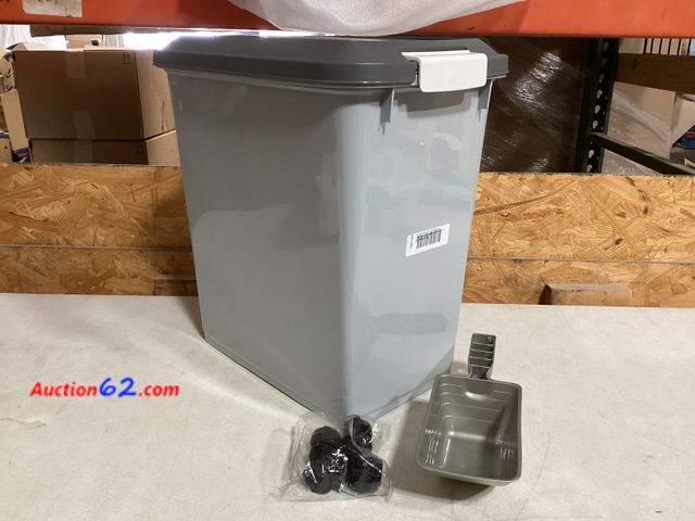 Lot 44-256b - Pet Food Container With Scooper  2. E-Commerce Return, A basic inspection has been given to this item. Sold AS-IS.