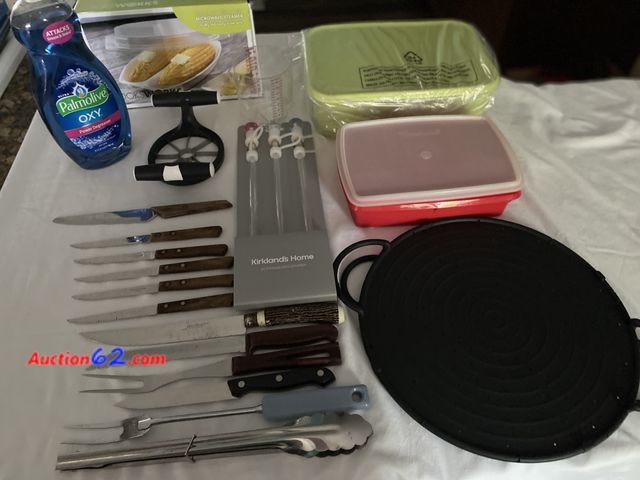 Lot 44-2002o - New vegetable container to keep vegetables fresh. 11” L X 8” W X 4” D. New 3 pack long straws with stoppers from Kirkland’s. New bottle of 3...