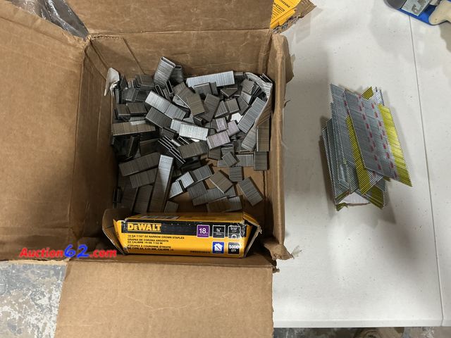 Lot 44-1119g - Box of DeWalt Narrow Crown Staples 18 GA 7/32"- Open Box E-Commerce Return, A basic inspection has been given to this item. Sold AS-IS. See ...