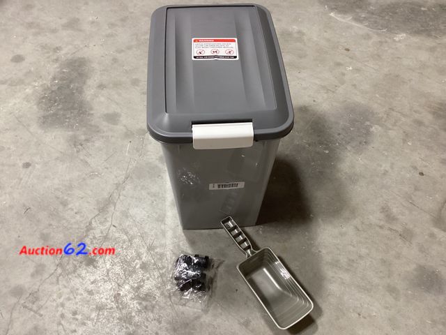 Lot 44-268g - Pet Food Storage Container With Scooper and Wheels Appears New, A basic inspection has been given to this item. Sold AS-IS.