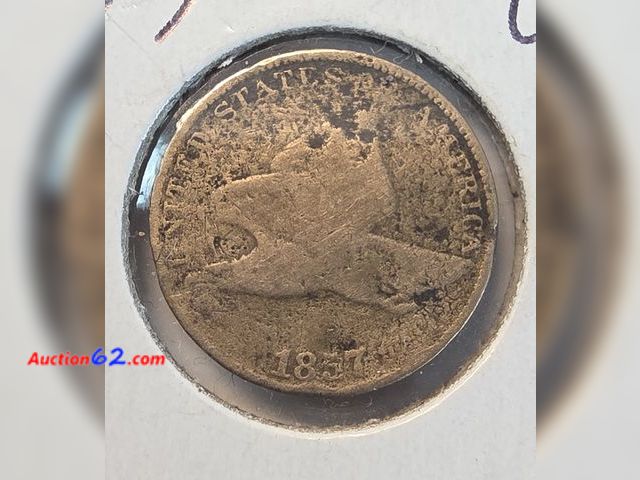 Lot 44-8331v - **RARE** 1857 FLYING EAGLE CENT!!! MINTED IN PHILADELPHIA. - NT