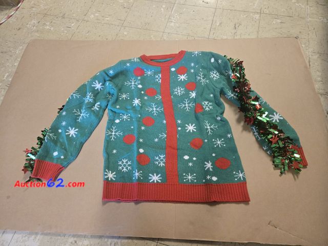 Lot 44-6526t - yolsun Men's Ugly Christmas Sweater with Fringe Lace Tensil Appears New, A basic inspection has been given to this item. Sold AS-IS.