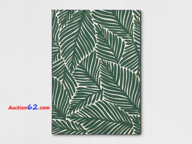 Lot 44-653p - 5'x7' Palms Outdoor Area Rug Green - Threshold™ Appears New, A basic inspection has been given to this item. Sold AS-IS. Not Tested