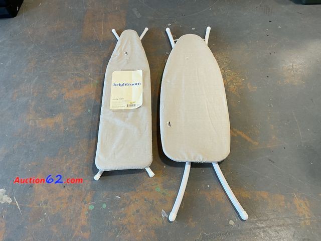 Lot 44-4093e - Brightroom Ironing Board Scorch-Resistant Cover See All Photo's Not Tested E-Commerce Return, A basic inspection has been given to this item...