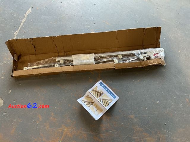 Lot 44-700o - MissYolo Bed Rails See All Photo's Not Tested Appears New, A basic inspection has been given to this item. Sold AS-IS.