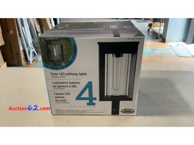 Lot 44-1742a - GTX Vintage-Style LED Solar Pathway Lights 4PK See All Photo's Not Tested E-Commerce Return, A basic inspection has been given to this item....