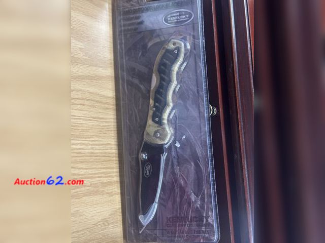 Lot 44-6002o - Camo outdoor lock blade knife by Kentucky cutlery company. 440 stainless steel blade, camo coated handle.black clip. New. # 71055 See All Ph...