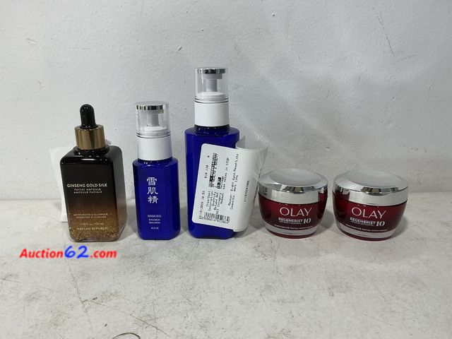Lot 44-562j - Olay Regenerist &amp; Nature Republic Ginseng Gold Silk Ampoule Lot See All Photo's Not Tested E-Commerce Return, A basic inspection has bee...