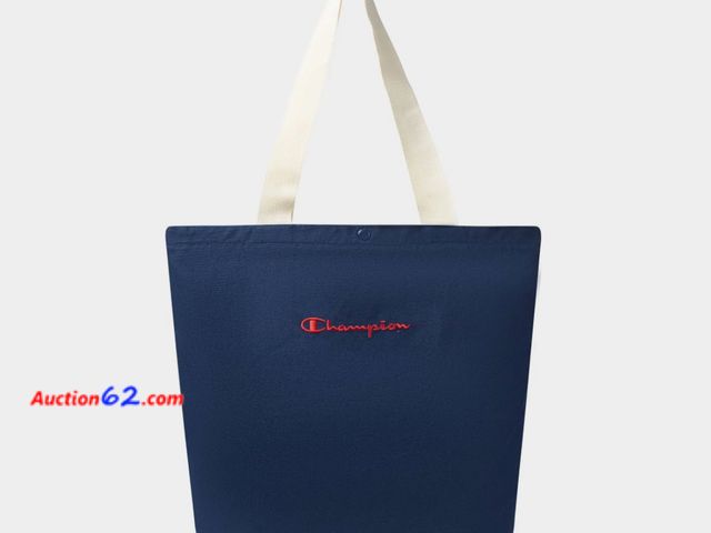 Lot 44-700b - Champion Canvas Tote- Navy Appears New, A basic inspection has been given to this item. Sold AS-IS. See All Photo's Not Tested