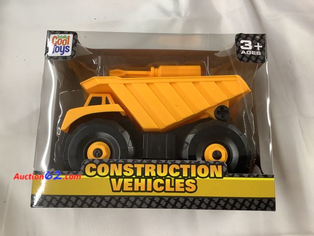 Lot 44-7595p - Cool toys construction vehicles dump truck comes with screwdriver to take apart. New. Ages 3+ See All Photo's Not Tested Never opened, Facto...