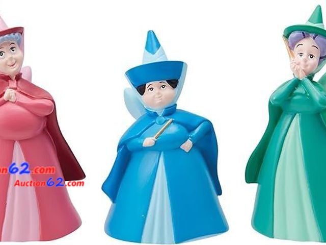 Lot 44-9036f - Retail of $79- Collectible Enesco Disney Showcase Sleeping Beauty Fairy Godmothers Flora Fauna and Merryweather Miniature Figurine Set, 2.46...
