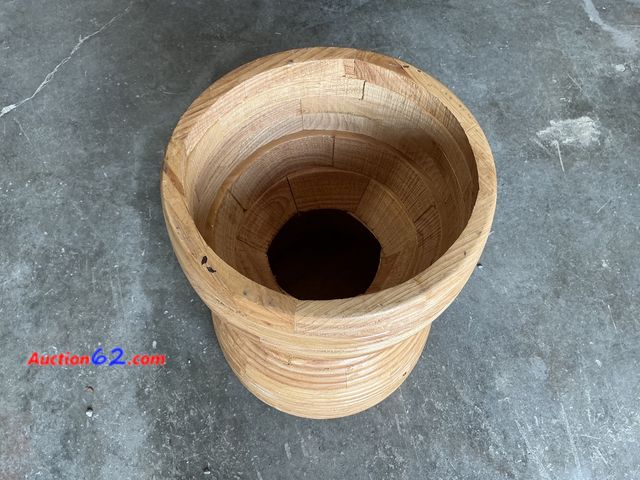 Lot 44-109f - Unique Wooden Planter Pot See All Photo's E-Commerce Return, A basic inspection has been given to this item. Sold AS-IS. Scratched