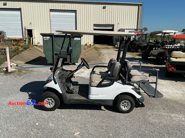 Lot 44-4 - 2007 Electric Yamaha Golf Cart with fold down rear seat! Does not run. Has newer 48v Lithium battery with charger, Headlights, Tail Lights, ...