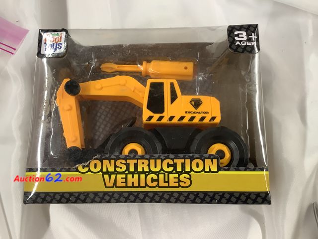Lot 44-7576t - Cool toys construction vehicles excator with jackhammer comes with screwdriver to take apart. New. Ages 3+. 5. BOX IS DAMAGED See All Photo'...