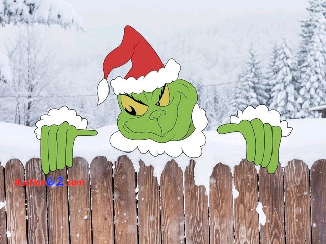 Lot 44-6608w - 3PCS Grinch Fence Decoration Funny Christmas Yard Decoration Appears New, A basic inspection has been given to this item. Sold AS-IS.