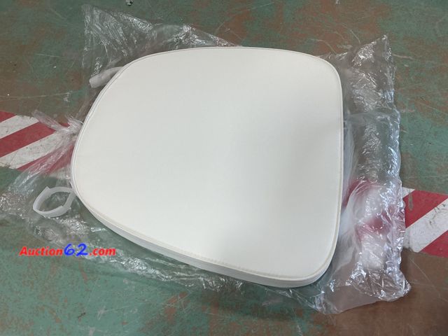 Lot 44-689b - Soft Ivory Fabric Chiavari Cushion Chair Pad 1. Appears New, A basic inspection has been given to this item. Sold AS-IS. 4. See All Photo's ...