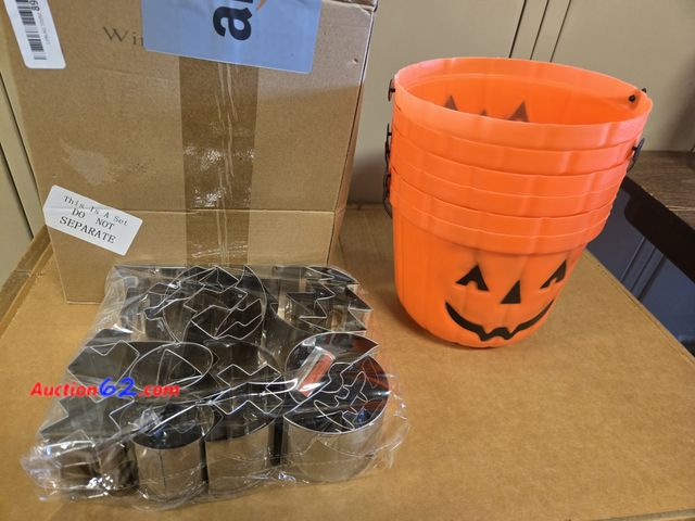 Lot 44-6811p - Lot of 6 Pumpkin Buckets and Various Cookie Cutters Appears New, A basic inspection has been given to this item. Sold AS-IS.