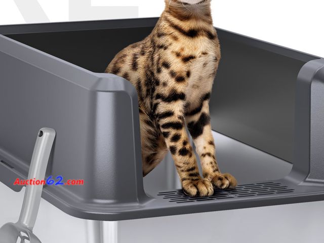 Lot 44-5588m - Stainless Steel Cat Litter Box, XL High Sided Open Top Litter Pan, 1 Scoop Appears New, A basic inspection has been given to this item. Sold...