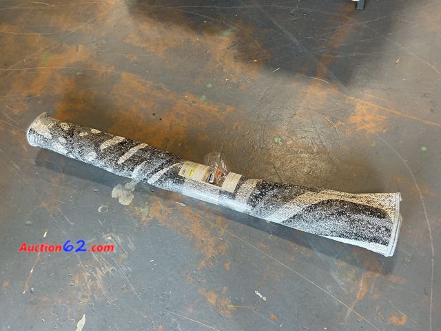 Lot 44-4000m - Threshold Outdoor Rug 5x7 Tonal Palm Gray Appears New, A basic inspection has been given to this item. Sold AS-IS. See All Photo's Not Teste...
