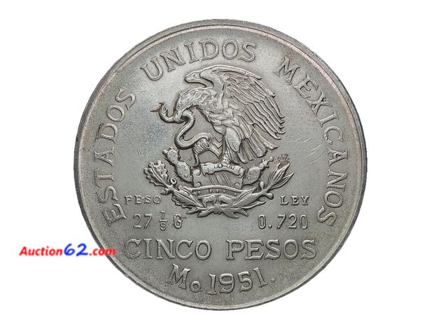 Lot 44-8313m - 1951 CINCO PESOS MEXICO HUGE LARGE DOLLAR SIZED SILVER COIN. HAS .643 TROY OUNCES OF SILVER. OVER A HALF AN OUNCE! MEXICAN SILVER IS VERY HO...