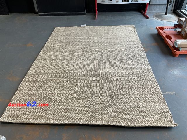 Lot 44-844 - $150 Retail price - Threshold Jute &amp; Ivory Diamond Area Rug 7 x 10 See All Photo's Not Tested E-Commerce Return, A basic inspection has ...