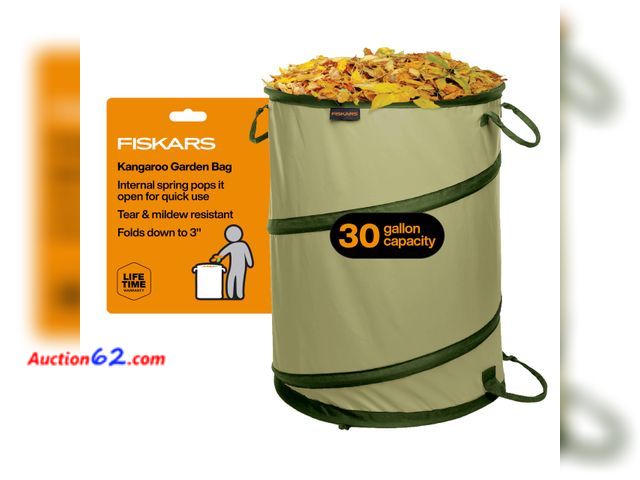 Lot 44-687f - Fiskars 30-Gallon Kangaroo Collapsible Pop Up Garden Bag for Yard Waste See All Photo's Not Tested Appears New, A basic inspection has been ...