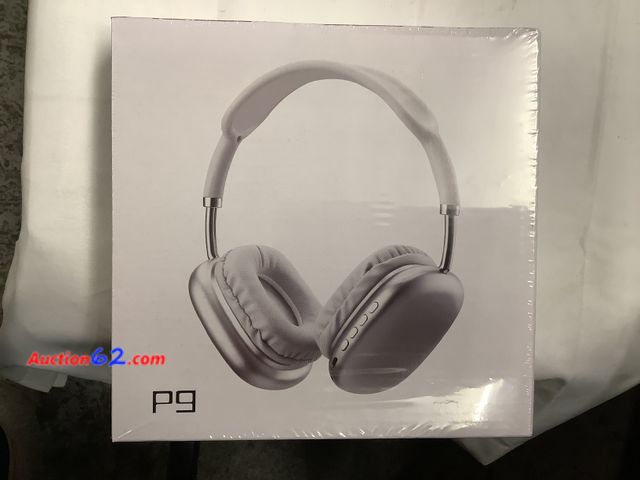 Lot 44-6046a - P9 Bluetooth Headphones, adopts 50mm-HiFi Dynamic Coil Speaker with high dynamic sensitivity, SILVER Appears New, A basic inspection has bee...