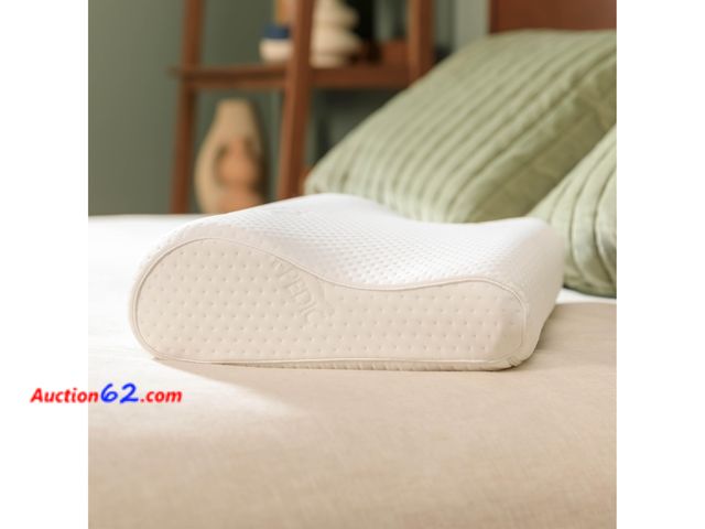 Lot 44-5507p - Tempur-Pedic TEMPUR-Ergo Neck Pillow, Large Profile, White Appears New, A basic inspection has been given to this item. Sold AS-IS.