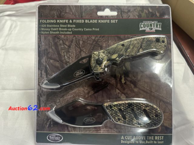 Lot 44-6004f - Mossy oak break-up country camo print,folding and fixed blade knife set.NEW. By Kentucky cutlery. 440 s.steel See All Photo's Not Tested Nev...