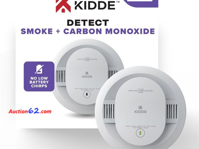 Lot 44-1612p - Kidde Smoke &amp; Carbon Monoxide Detector, 10-Year Battery Powered, LED Warning Light Indicators, 30CUD10 Appears New, A basic inspection h...