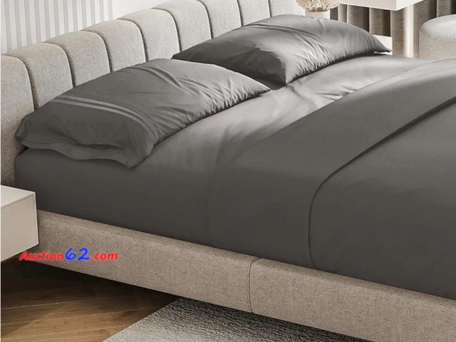 Lot 44-6643t - Ktlt Brushed Microfiber TC 1800 King 4pc Bed Sheet Set Appears New, A basic inspection has been given to this item. Sold AS-IS.