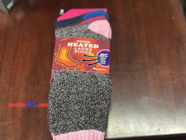 Lot 44-7536b - 3 pair of women’s ladies winter heated socks size 9-11. All different colors. NEW. See All Photo's Not Tested Never opened, Factory Sealed