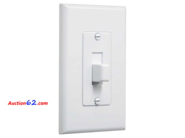 Lot 44-1879a - TayMac MW2570W Masque 1-Gang Decorator Style Toggle Switch Cover-Up Wall Plate, 5-Pack, White See All Photo's Appears New, A basic inspectio...