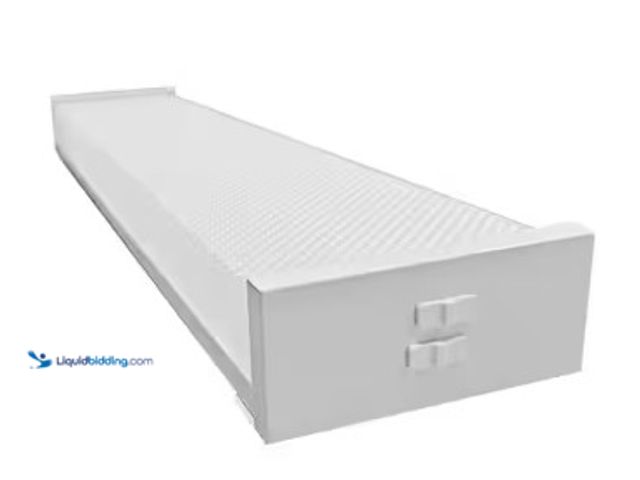 Lot 49-2022448 - Commercial Electric 1-Pack 4 ft. 3800 Adjustable Lumen White Integrated LED Prismatic Wraparound Lig...