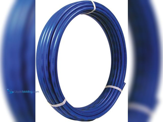 Lot 49-5538631 - Apollo 1/2 in. x 300 ft. Blue PEX Pipe. Model #B07G1Z6MXJ. New