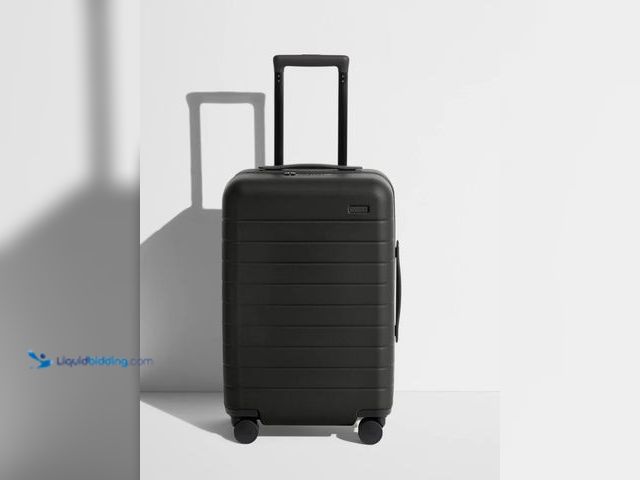 Lot 49-3550213 - Away Travel The Carry-On in Jet Black. Unused.