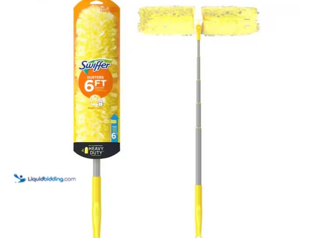 Lot 49-1571169 - Lot of (2) Swiffer Super Extendable Dusting Kit with Heavy Duty Refills (1-Handle, 4-Dusters), Model...