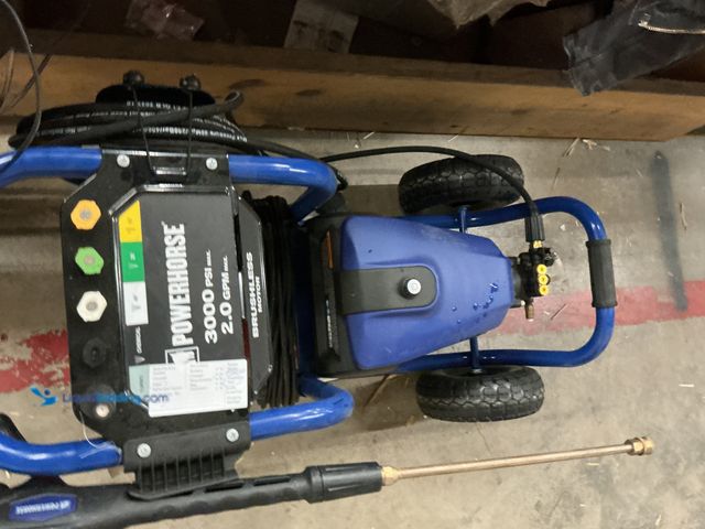 Lot 49-3540090 - 3000 psi pressure washer (unable to test) (powers on) Used