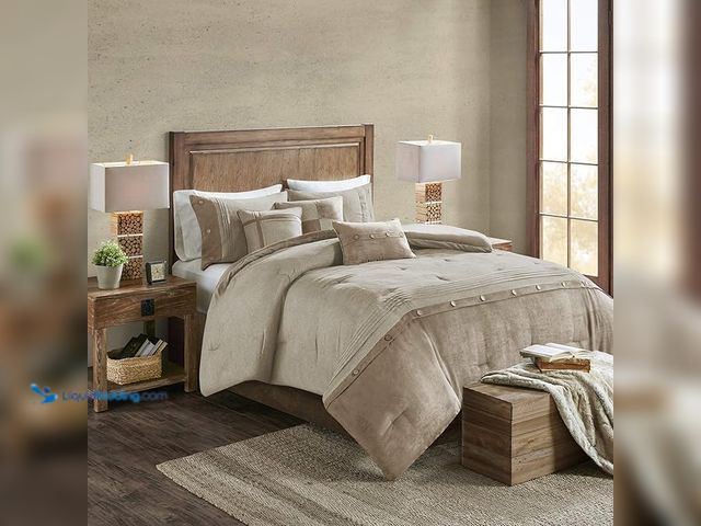 Lot 49-1557344 - (7-Piece) Madison Park Queen (90 in x 90 in) Boone Cozy Comforter Set, Faux Suede, Deluxe Hotel Styl...