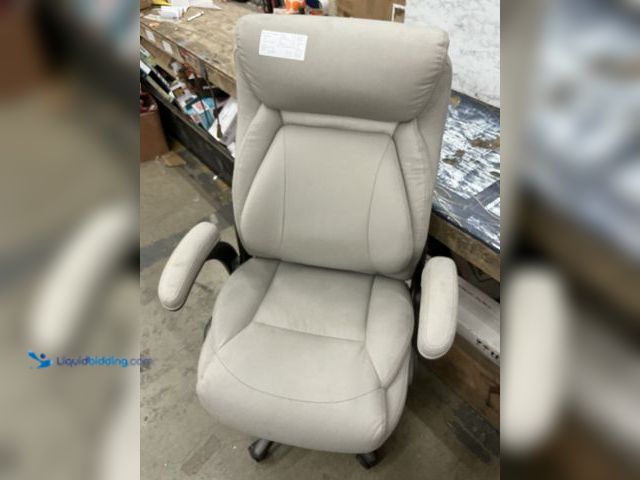 Lot 49-5512798 - La-Z-Boy Office Chair Grey. Unused, Dusty from storage