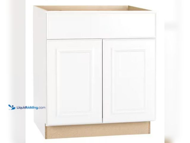 Lot 49-1565907 - Hampton Bay Hampton 30 in. W x 24 in. D x 34.5 in. H Assembled Base Cabinet in Satin White, Model # ...
