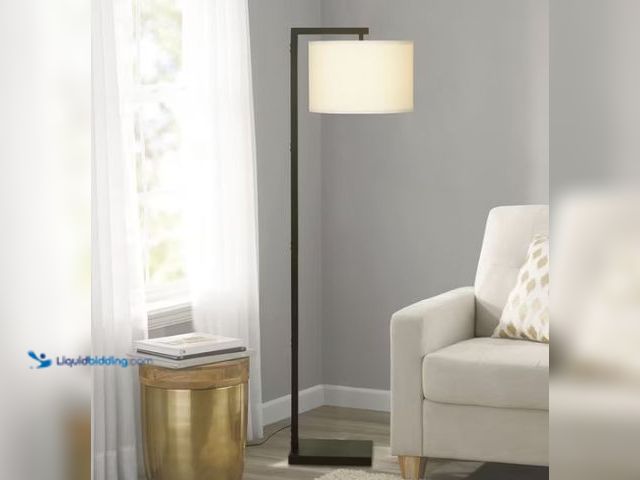 Lot 49-1625778 - Mainstays Contemporary Metal 62in Floor Lamp with on/off Foot Switch, Black, Model # 126280822, Unus...