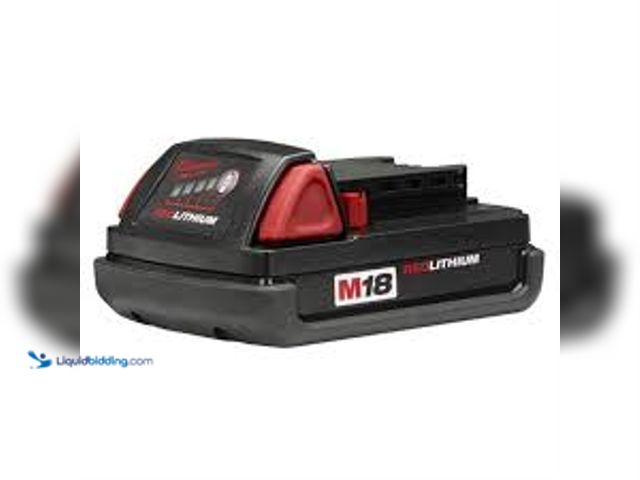 Lot 49-5435571 - large milwaukee tool bag w/ M18 Redlithium CP1.5 Battery (tested works) Used (dirty)