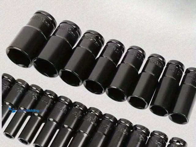Lot 49-1820388 - New 1/ 2" Drive Deep Impact Socket Set Drive Metric (10pcs)