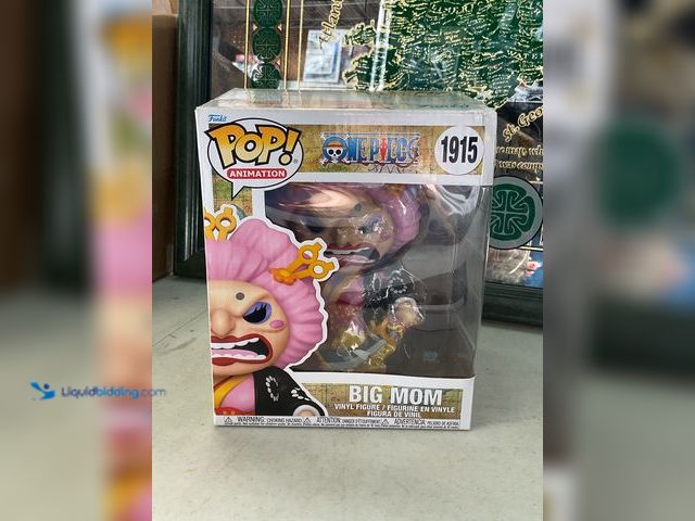 Lot 49-1830482 - COLLECTIBLE FUNKO POP ANIMATION ONE PIECE BIG MOM #1915 FIGURE IN ORIGINAL BOX MEDIUM SIZE #COINS021...