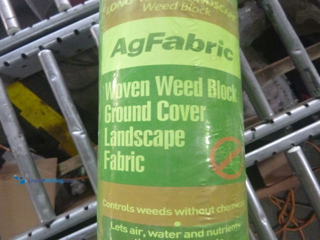 Lot 49-1518036 - Agfabric 3.2 Oz Woven Weed Barrier Garden Landscape Fabric, 5 x 100 Foot, Black Model #907813746, Ne...