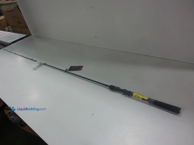Lot 49-2021833 - Max™ SX Baitcast Combo. Model #1641556. MSRP $104. Unused. Scuffs and scratches.   Ref#WAL0909