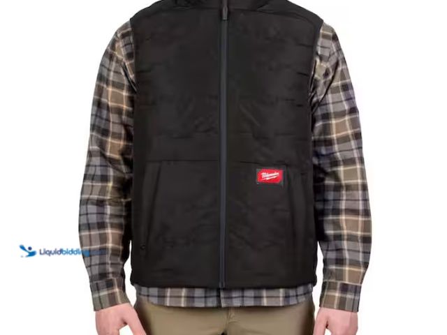 Lot 49-1574849 - Milwaukee Men's Large Black FREEFLEX Lightweight Insulated Vest, Water-resistant and windproof for w...
