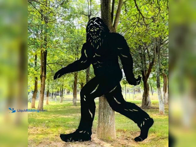 Lot 49-3463494 - 7.4ft Bigfoot Metal Outdoor Decor Big Foot Sasquatch Gifts for Men/Women Bigfoot Silhouette Statues ...