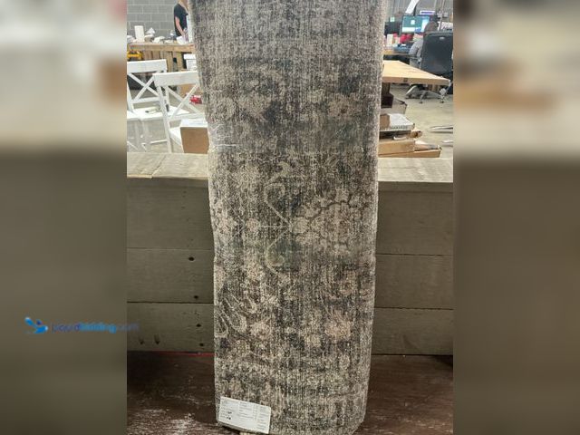 Lot 49-5544638 - details by Becky  Owens Marla 2ft 7in x 7ft 3in 100% Polyester Indoor Area Rug. Unused